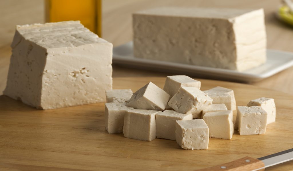 whole and cube sliced tofu